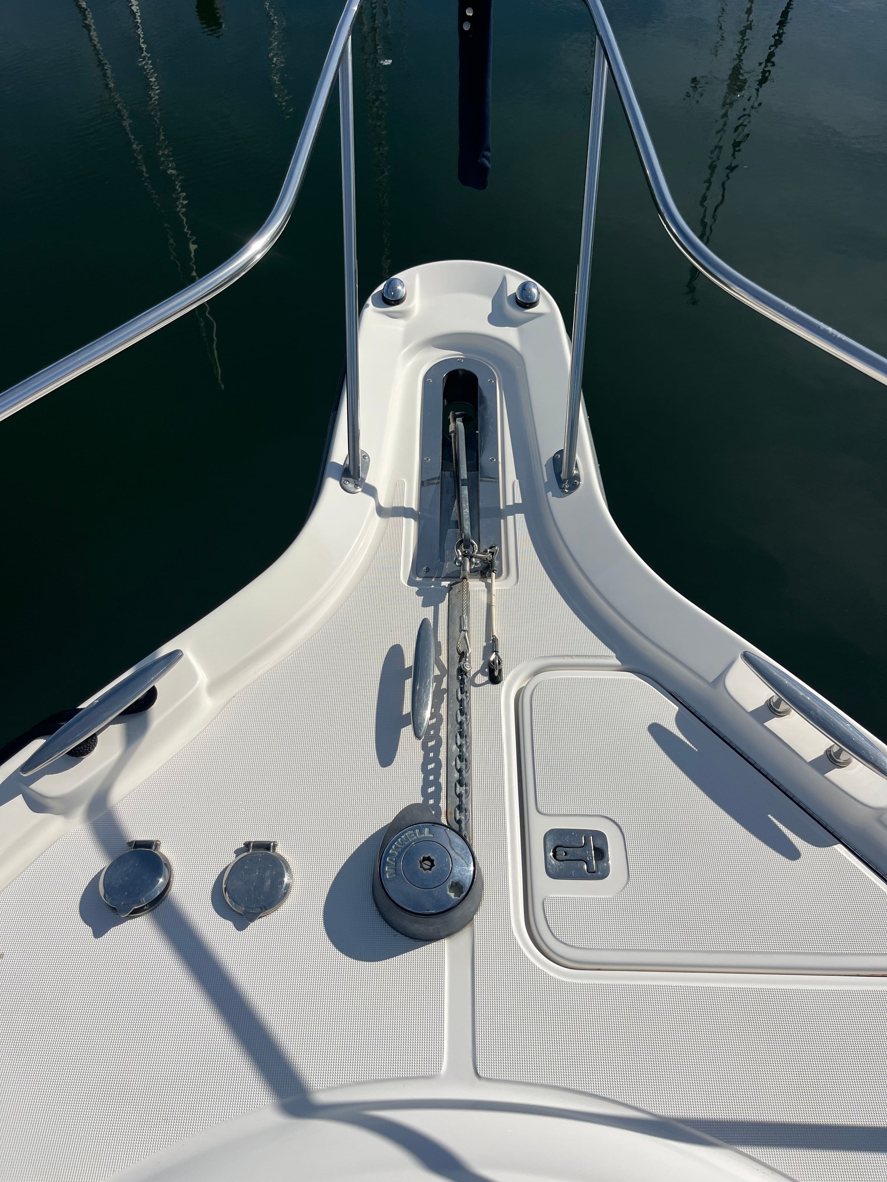 2009 Tiara Yachts 3500 Sovran - 13
