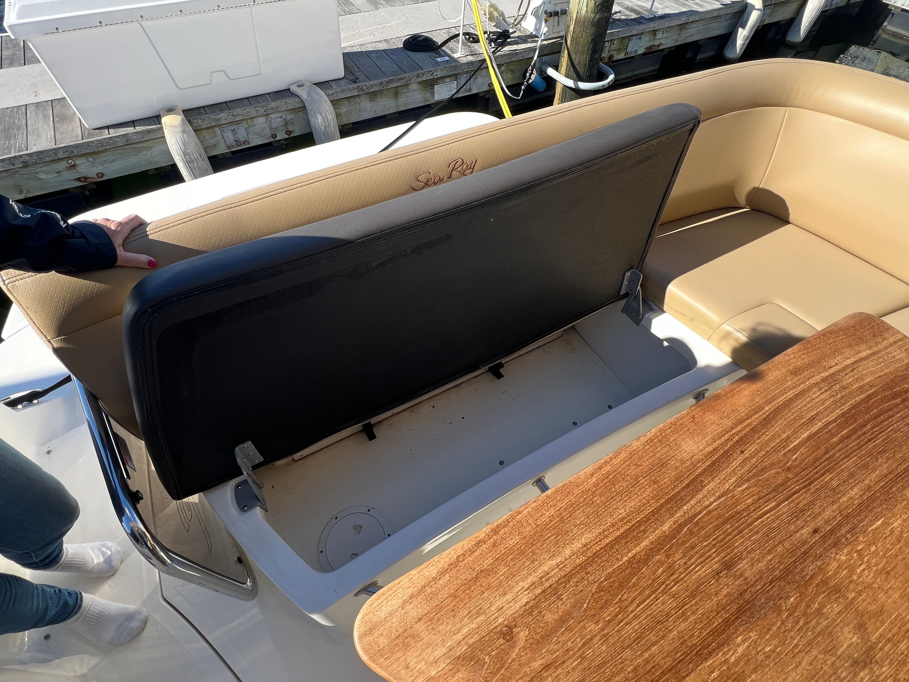 2018 Sea Ray Sundancer 350 - 19