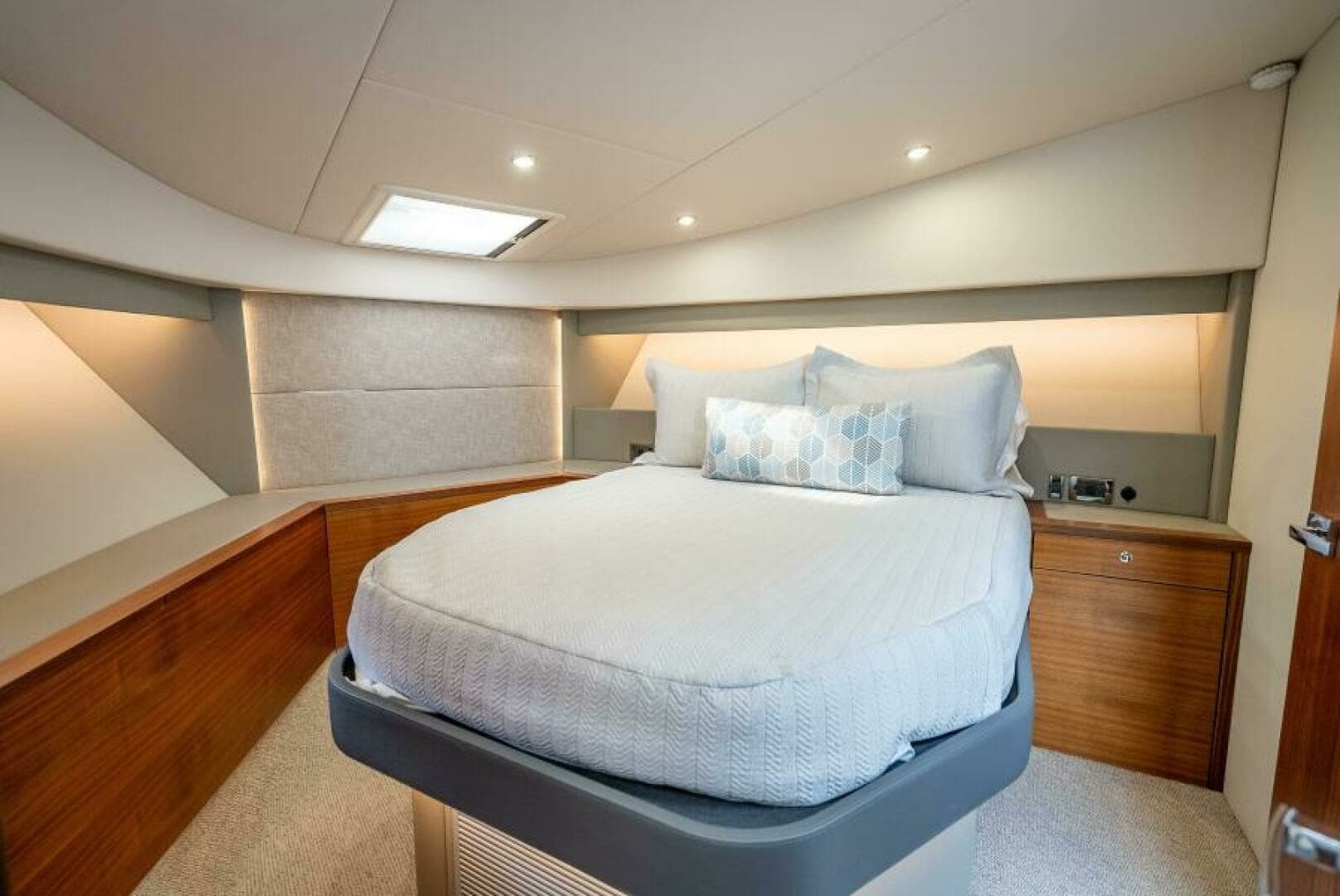 2021 Maritimo X50 - Image 25