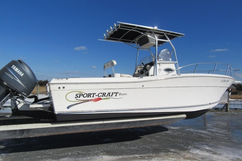 2000 Sport-Craft 240 Center Console