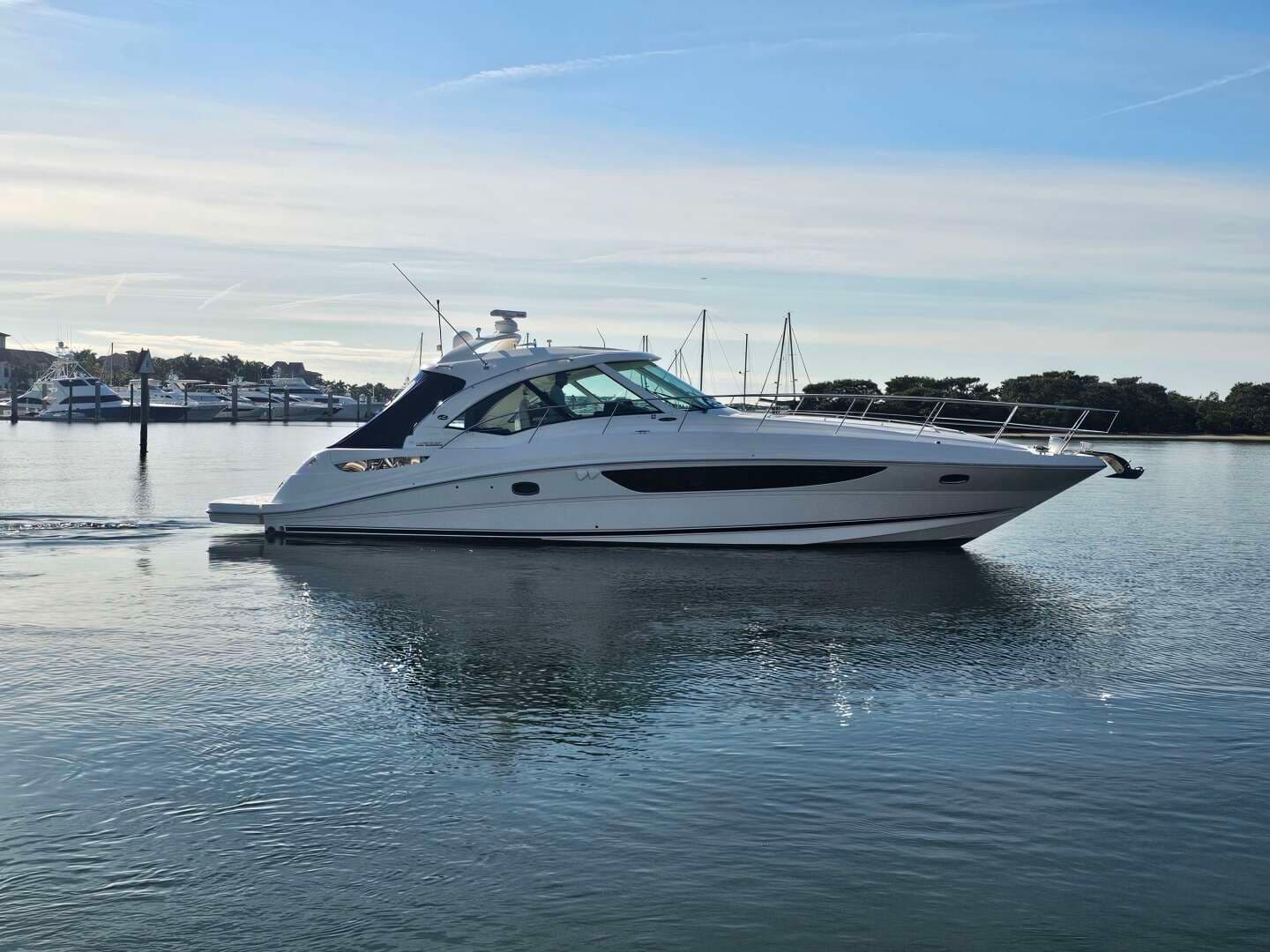 2012 Sea Ray 50 SUNDANCER - Image 2