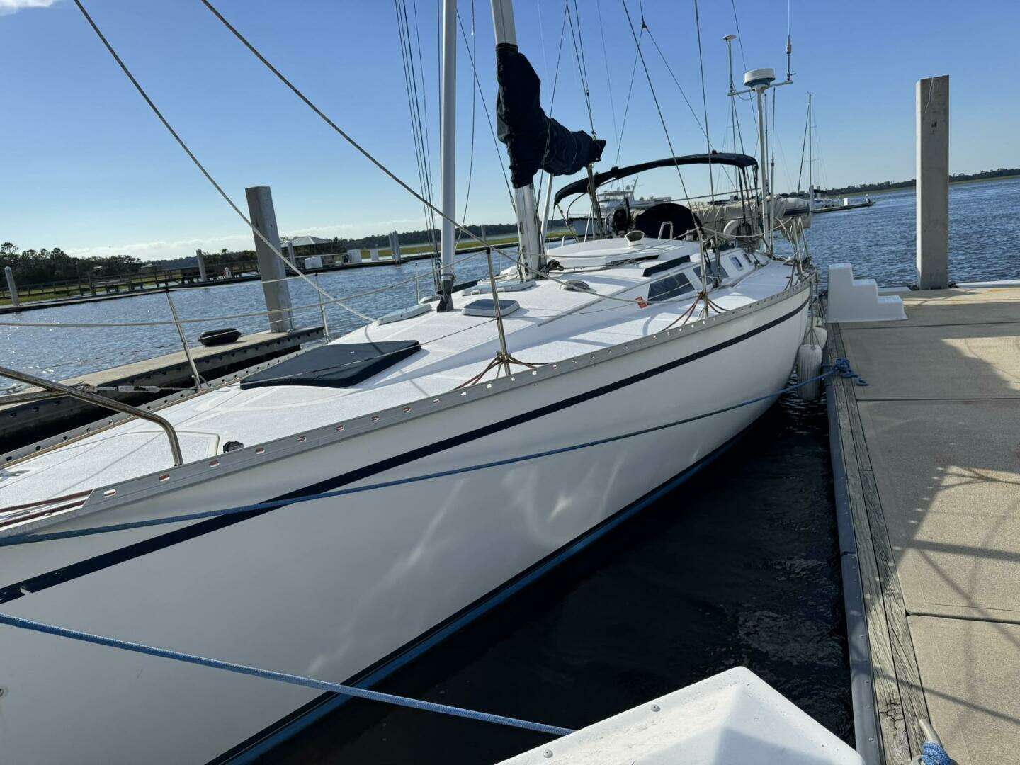 1989 Hunter 40 Hunter Legend - Image 14