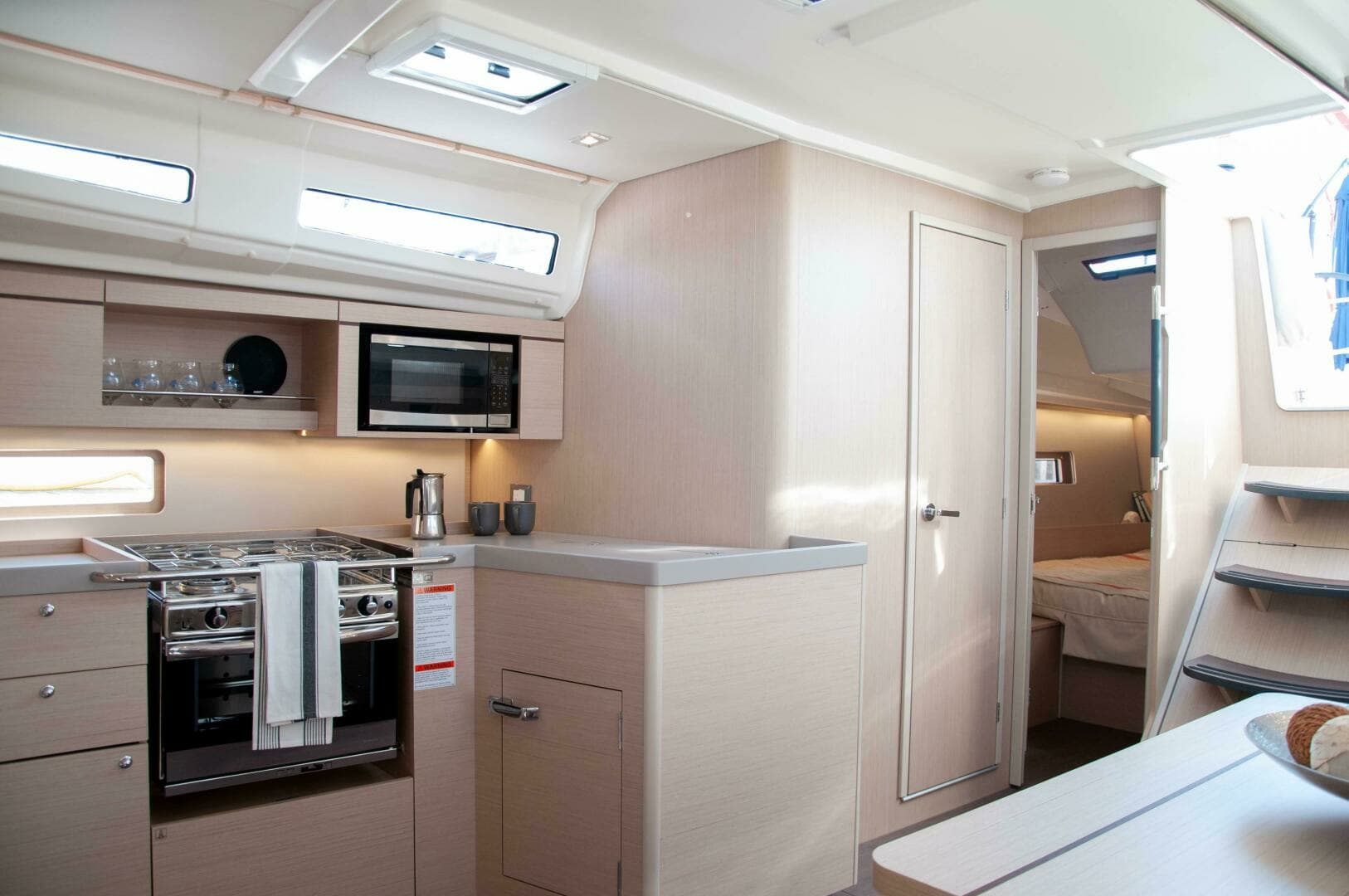 2026 Beneteau Oceanis 40.1 - Image 7