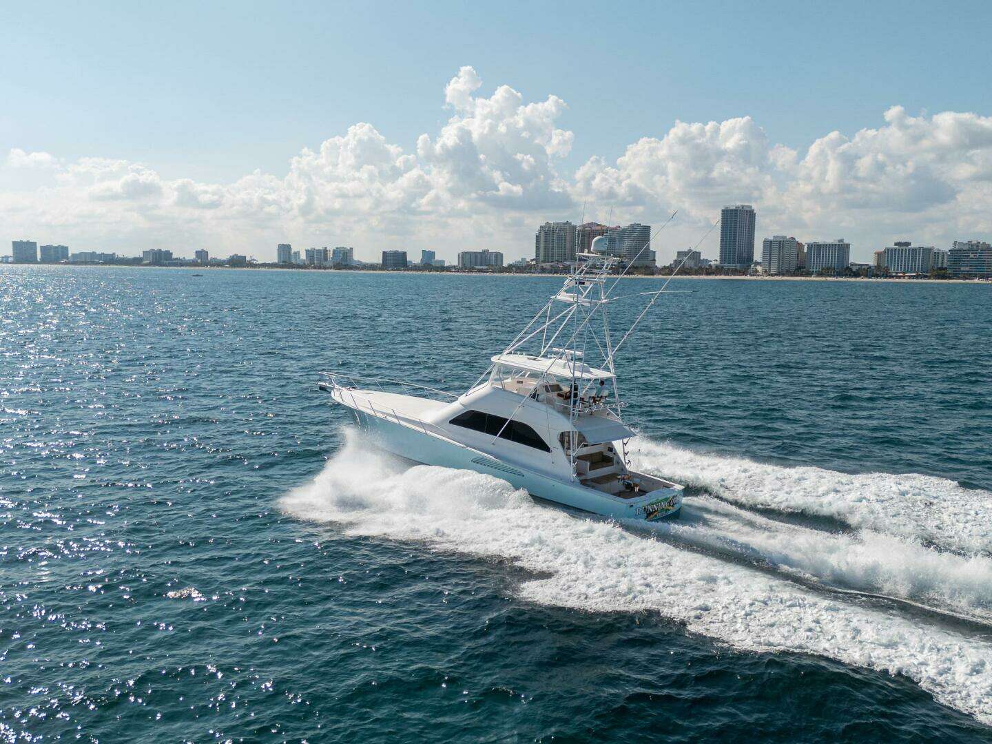2006 Viking 68 Convertible - Image 11