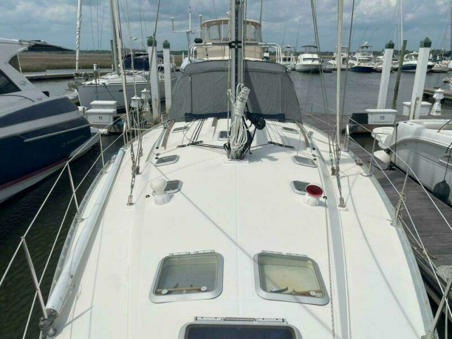 1998 Jeanneau 45.2 - Image 15