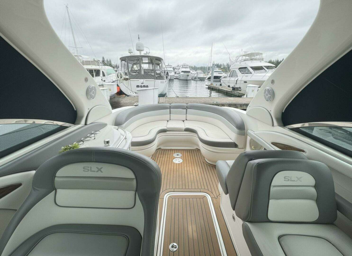 2007 Sea Ray 29SLX with cuddy cabin - Image 10