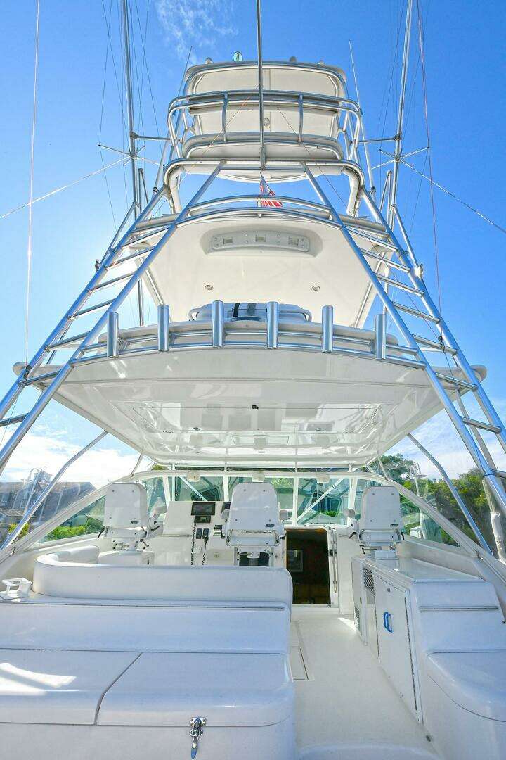 2007 Cabo Express with Tower - Image 6