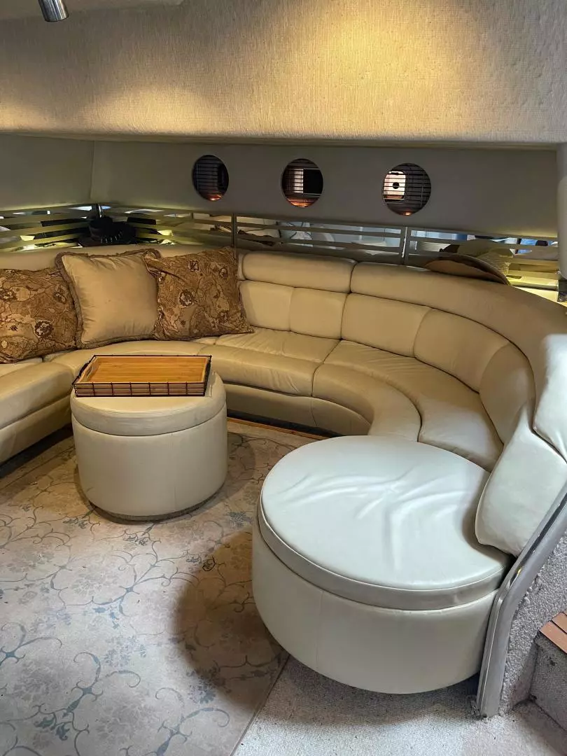 1991 Sea Ray 500 Sundancer - Image 4