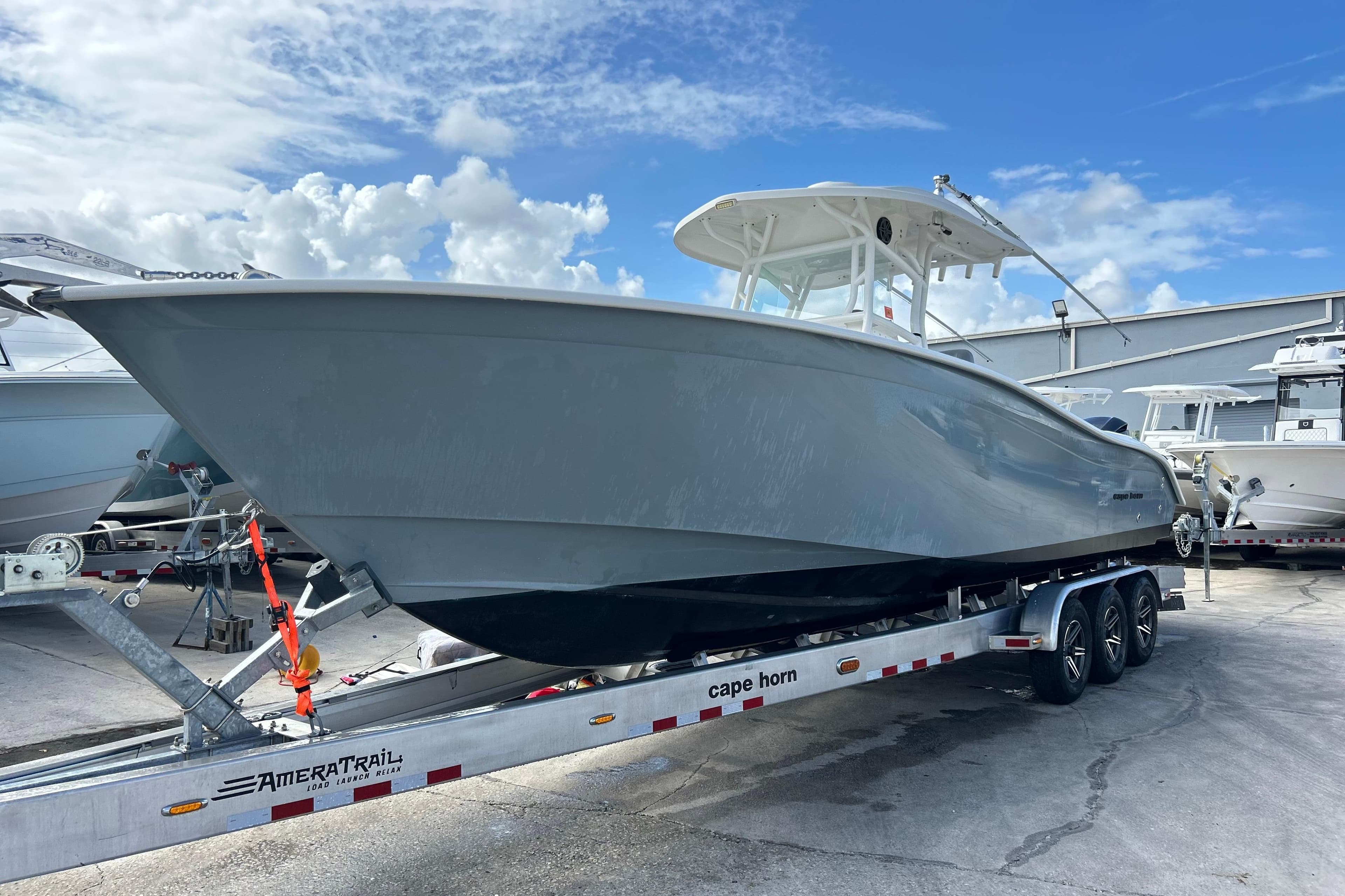 2015 Cape Horn 32 XS