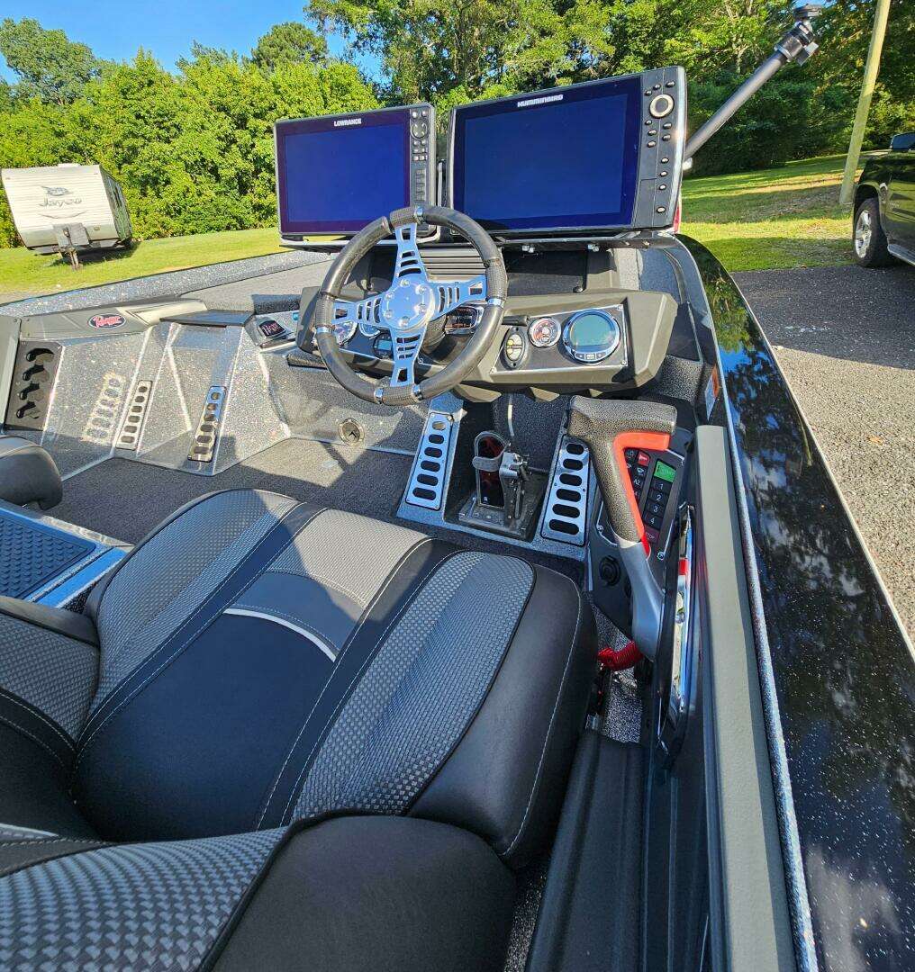 2020 Ranger Z520L - Image 3