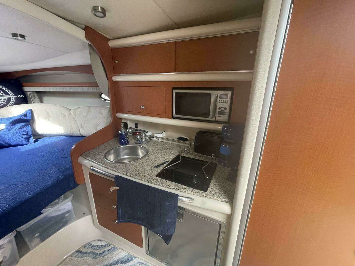 2005 Chaparral 290 Signature - Image 7