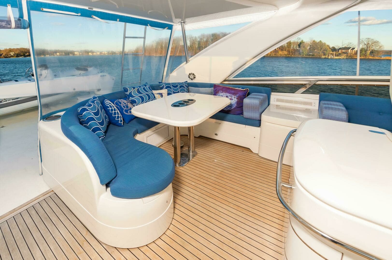 2006 Princess 75 - Image 19