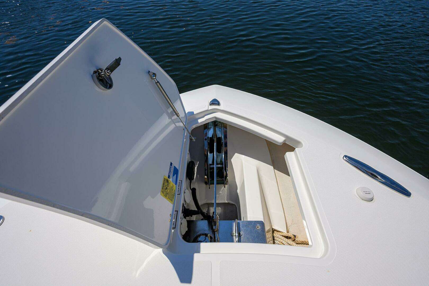 2021 Pursuit S 378 Sport - Image 16