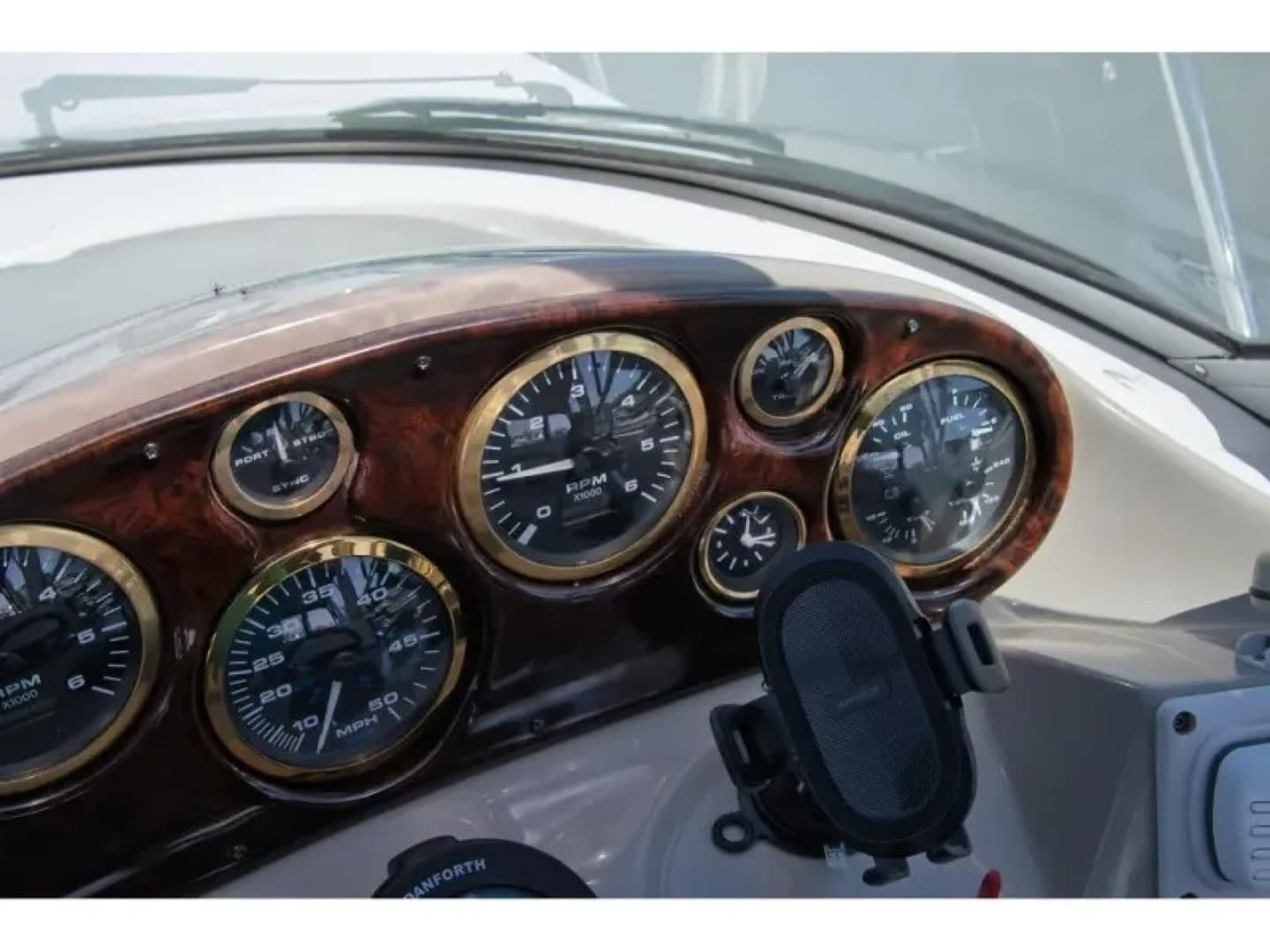 2003 Rinker Fieste Vee 342 - Image 24
