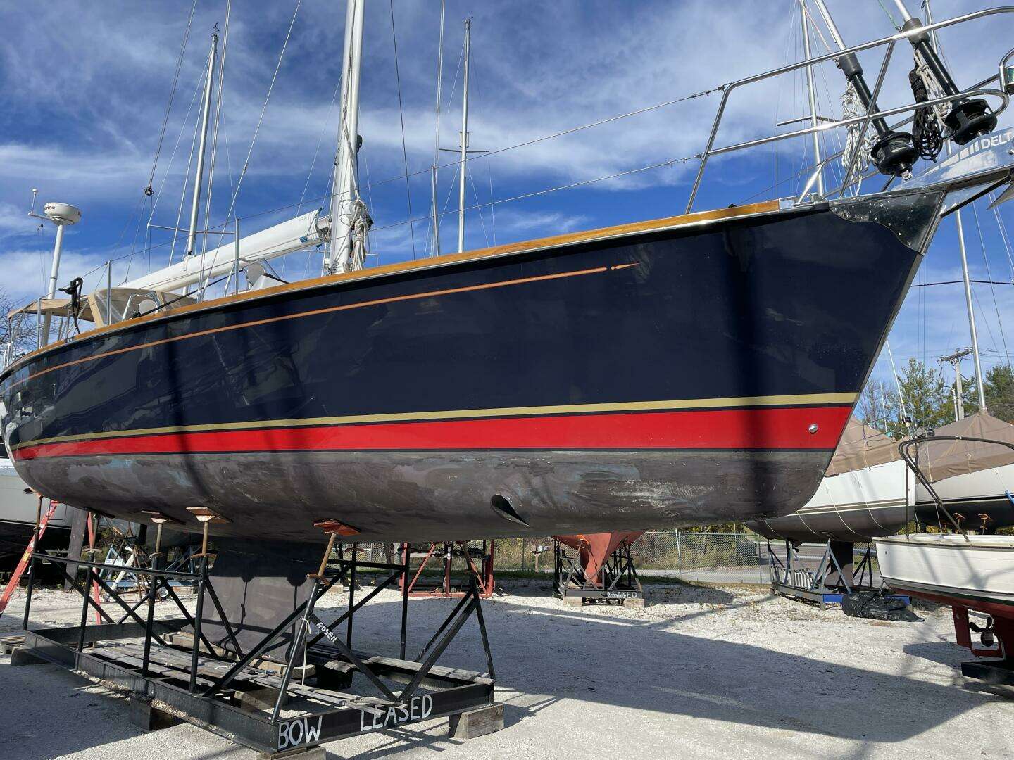 2009 Tartan 4300 - Image 37