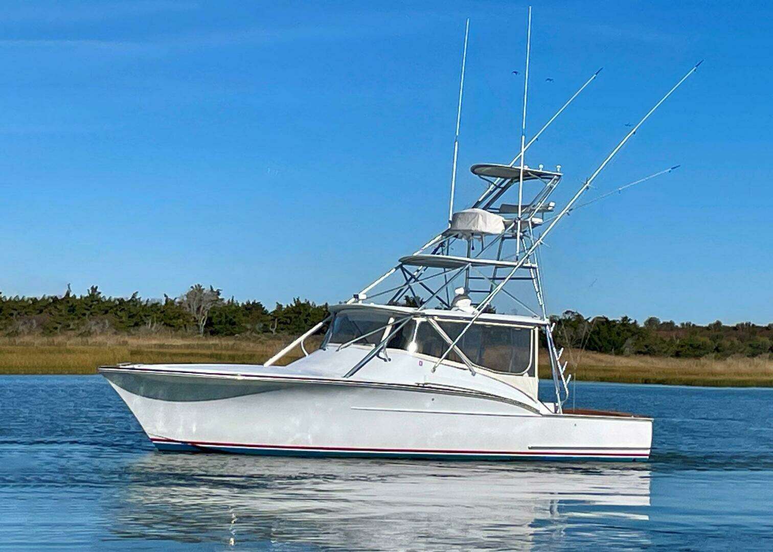 2005 Custom Carolina 40 DeSanti - Image 6