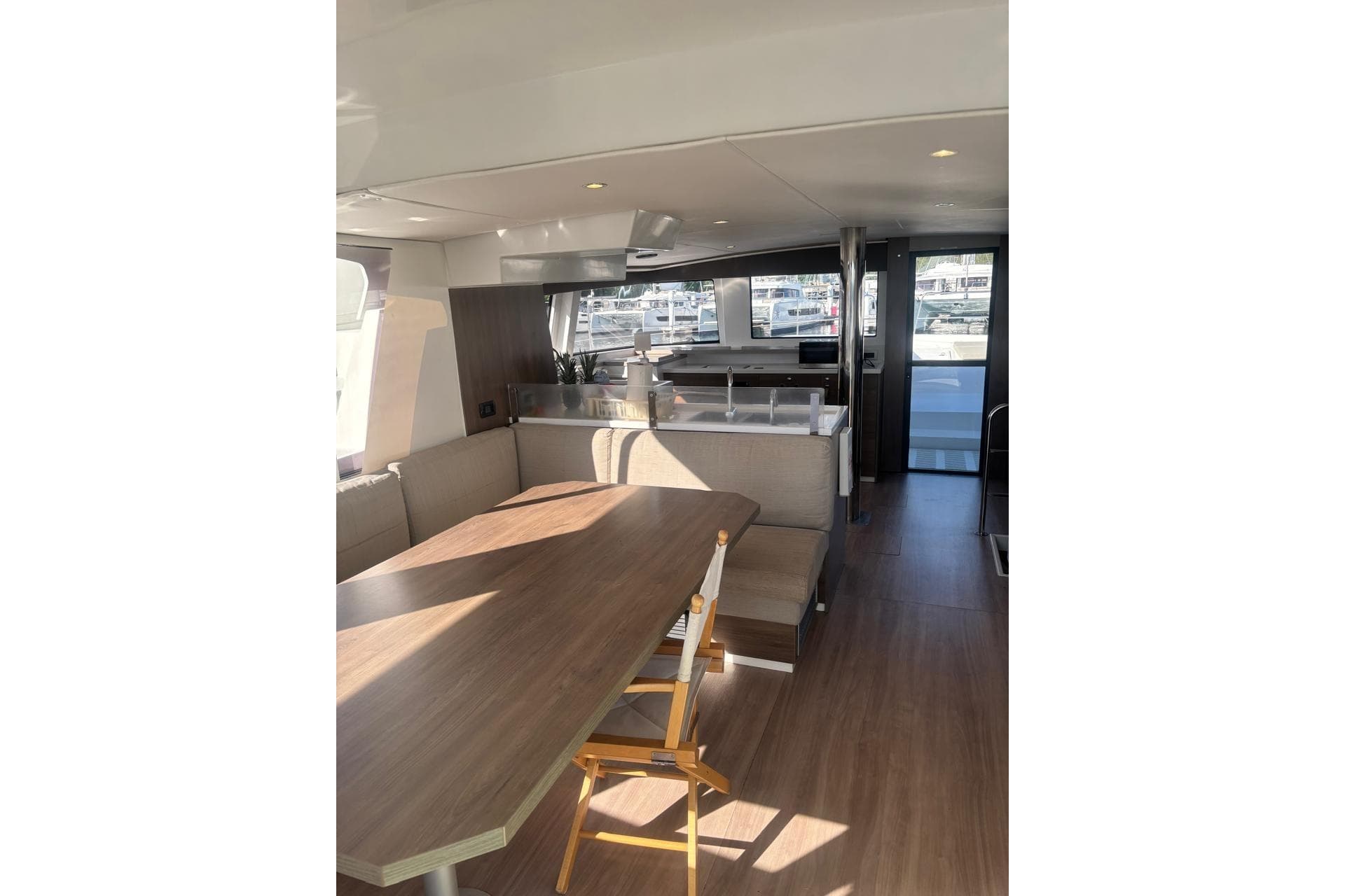 Salon View (1)