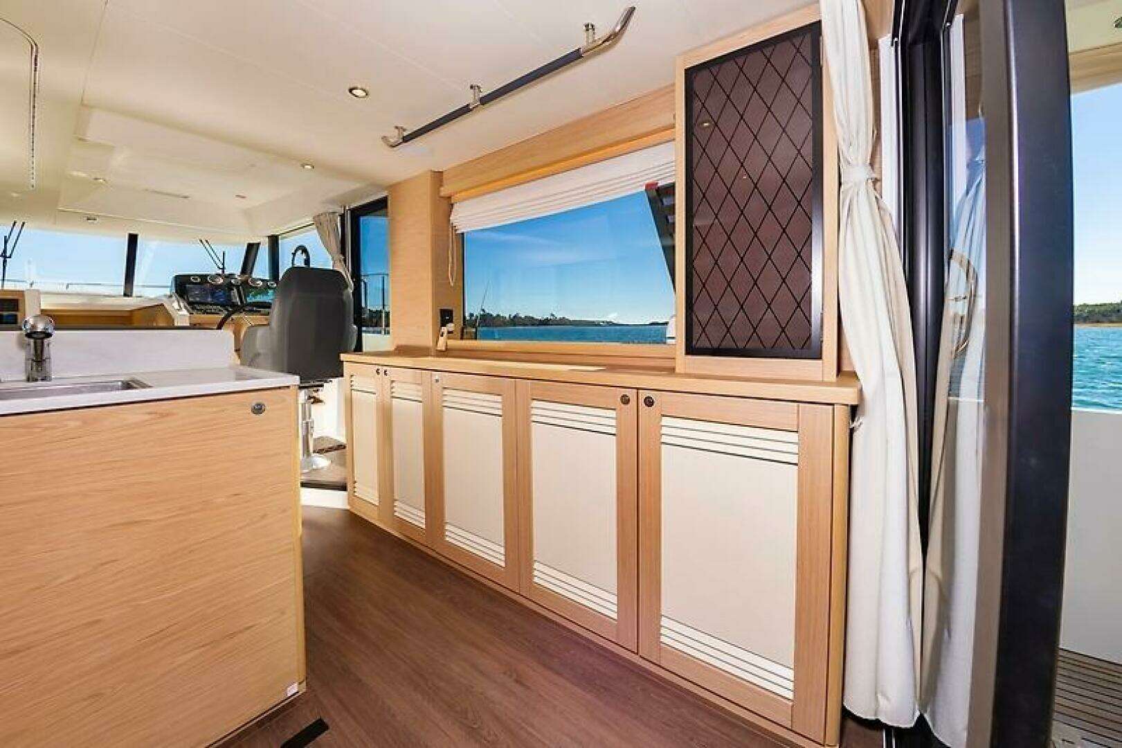 2022 Beneteau Swift Trawler - Image 26