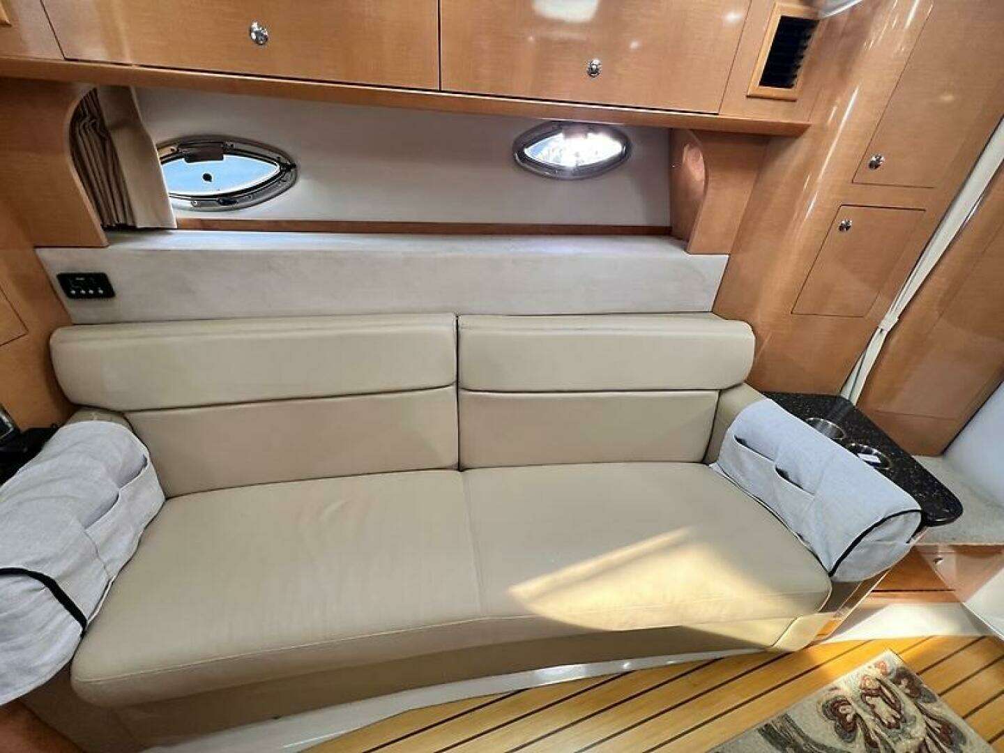 2009 Four Winns V338 - Image 38