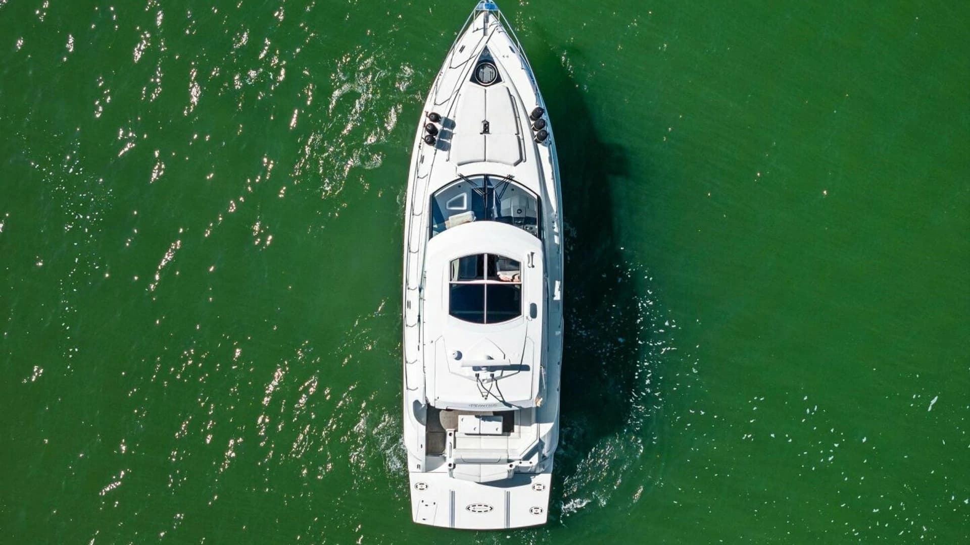 2019 Cruisers Yachts 45 Cantius - Image 73