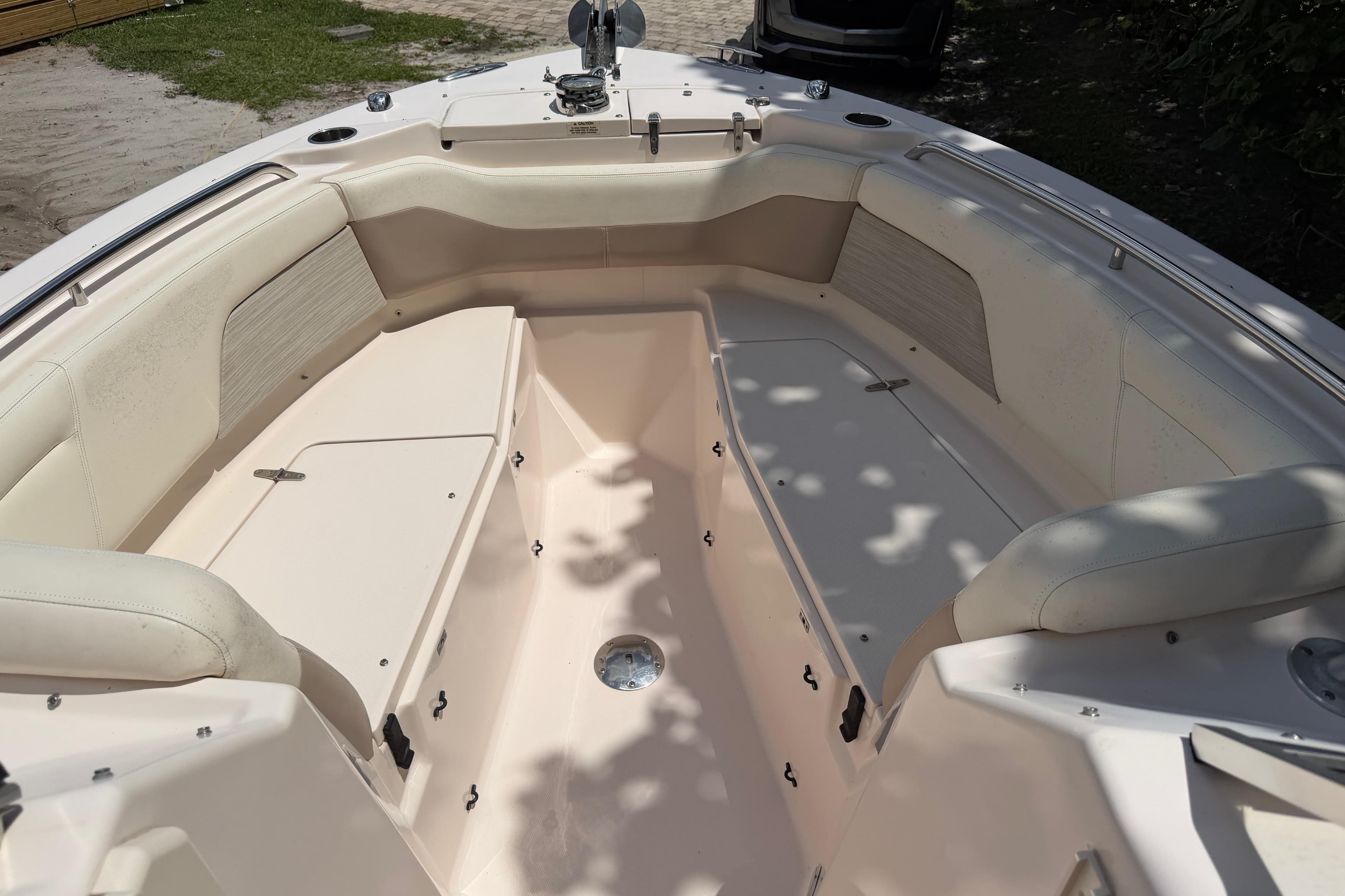 2014 Grady-White Freedom 275 boat interior with spacious seating and storage compartments.