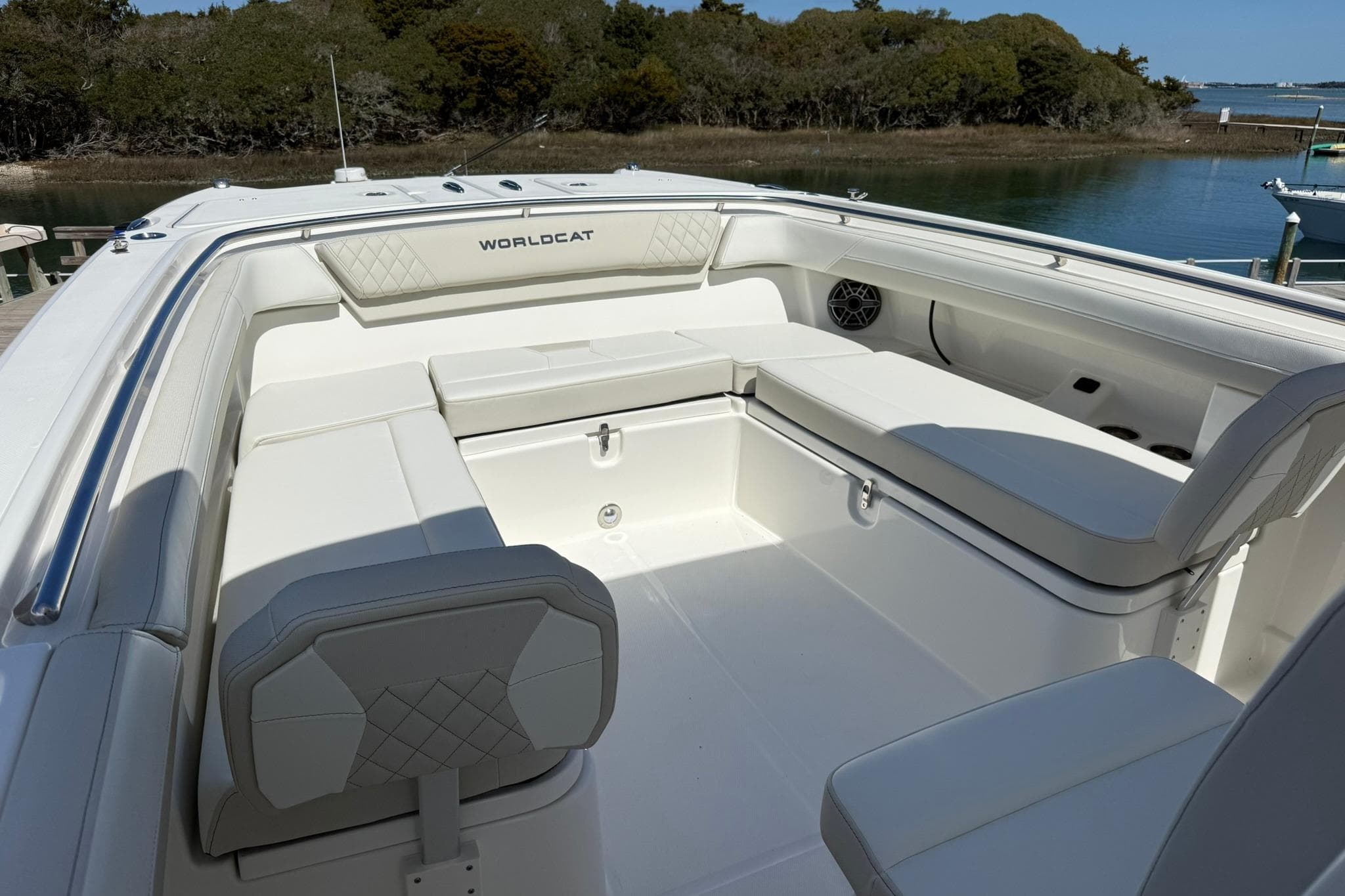 2026 World Cat 280 CC-X boat interior with spacious seating and elegant design.