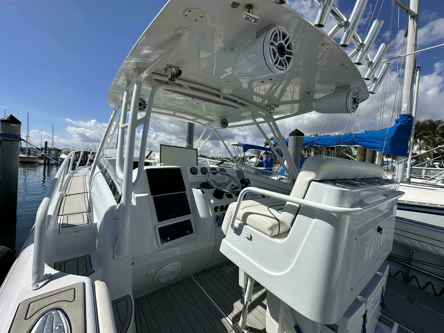 2002 Intrepid 377 Walkaround Cuddy - Image 50
