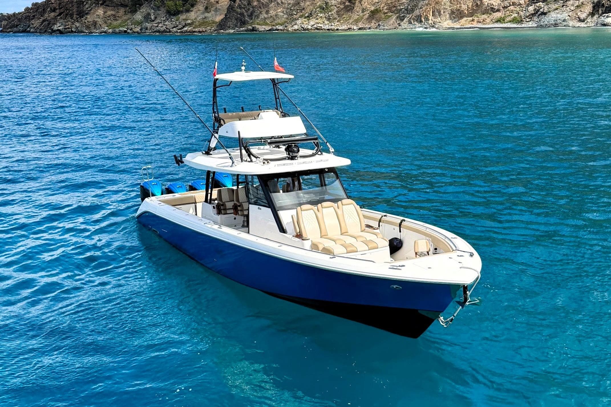 2022 Everglades 455 Center Console