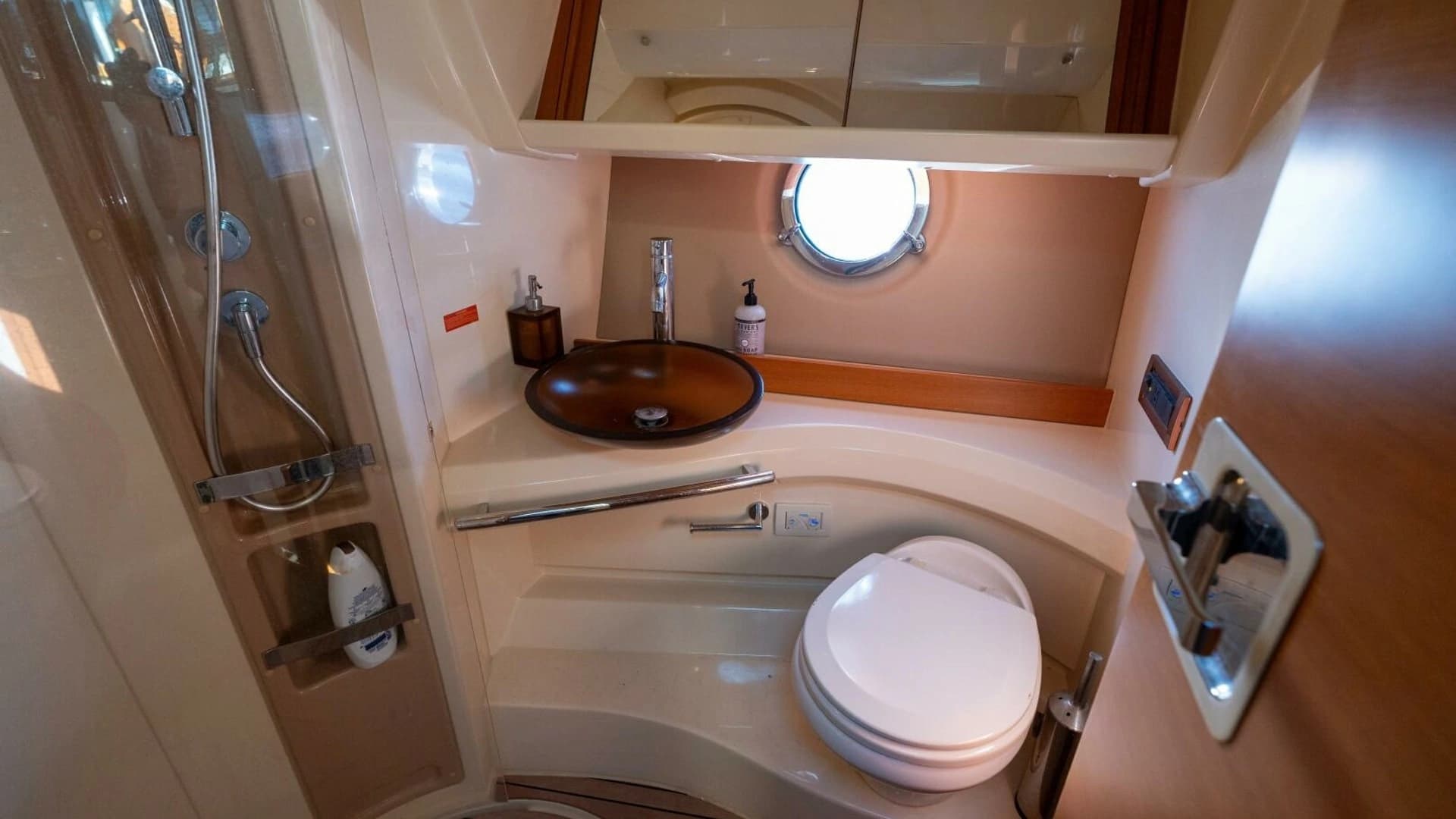 2013 Azimut 40 Flybridge - Image 35
