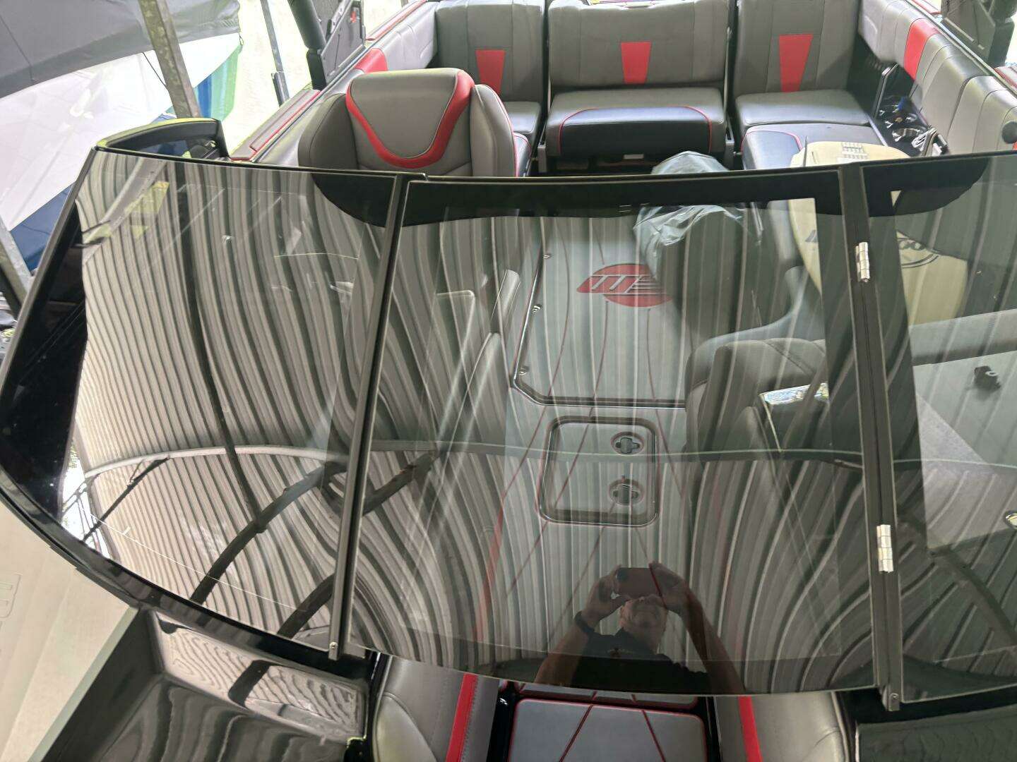 2022 Malibu 23 LSV - Image 81