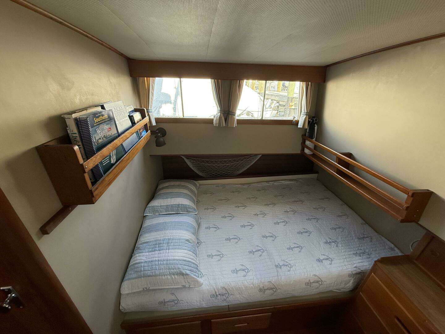 1985 Grand Banks 36 Classic - Image 16