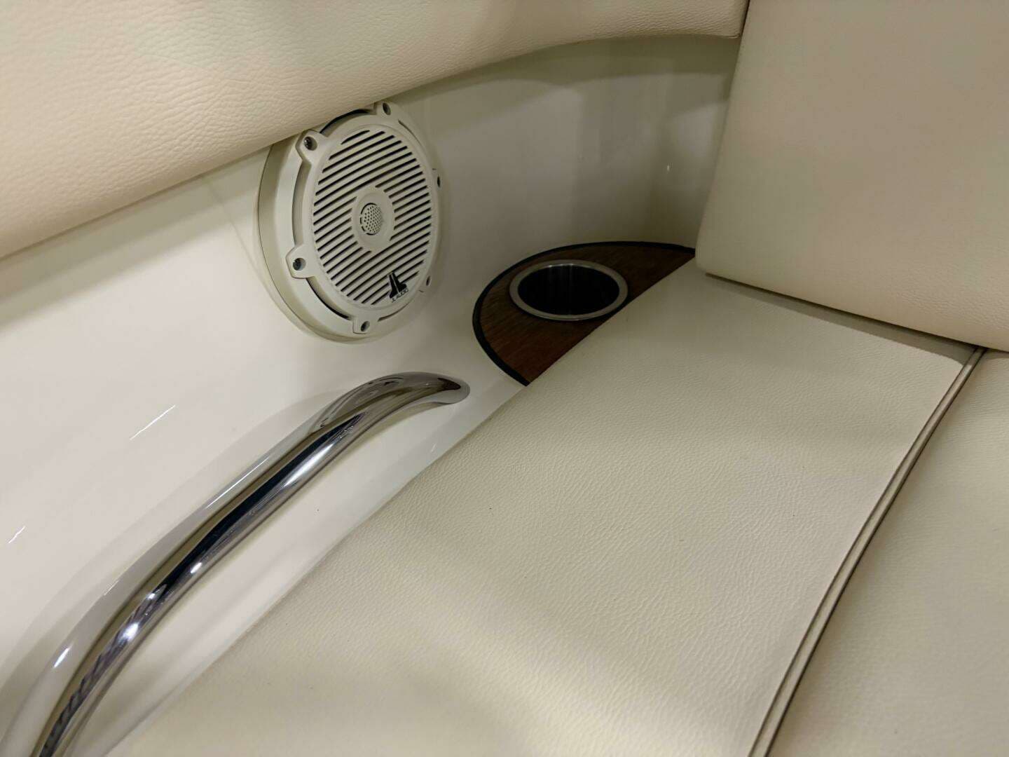 2020 Chris-Craft — - Image 22