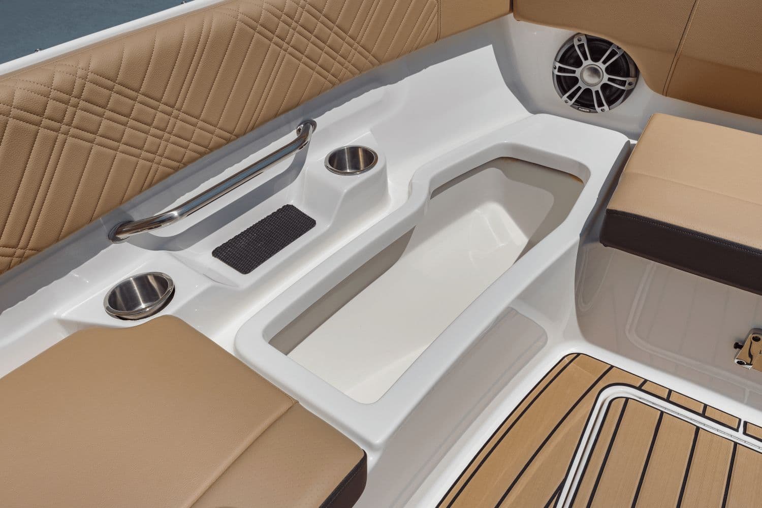 2026 Sea Ray SDX 270 Outboard - 47