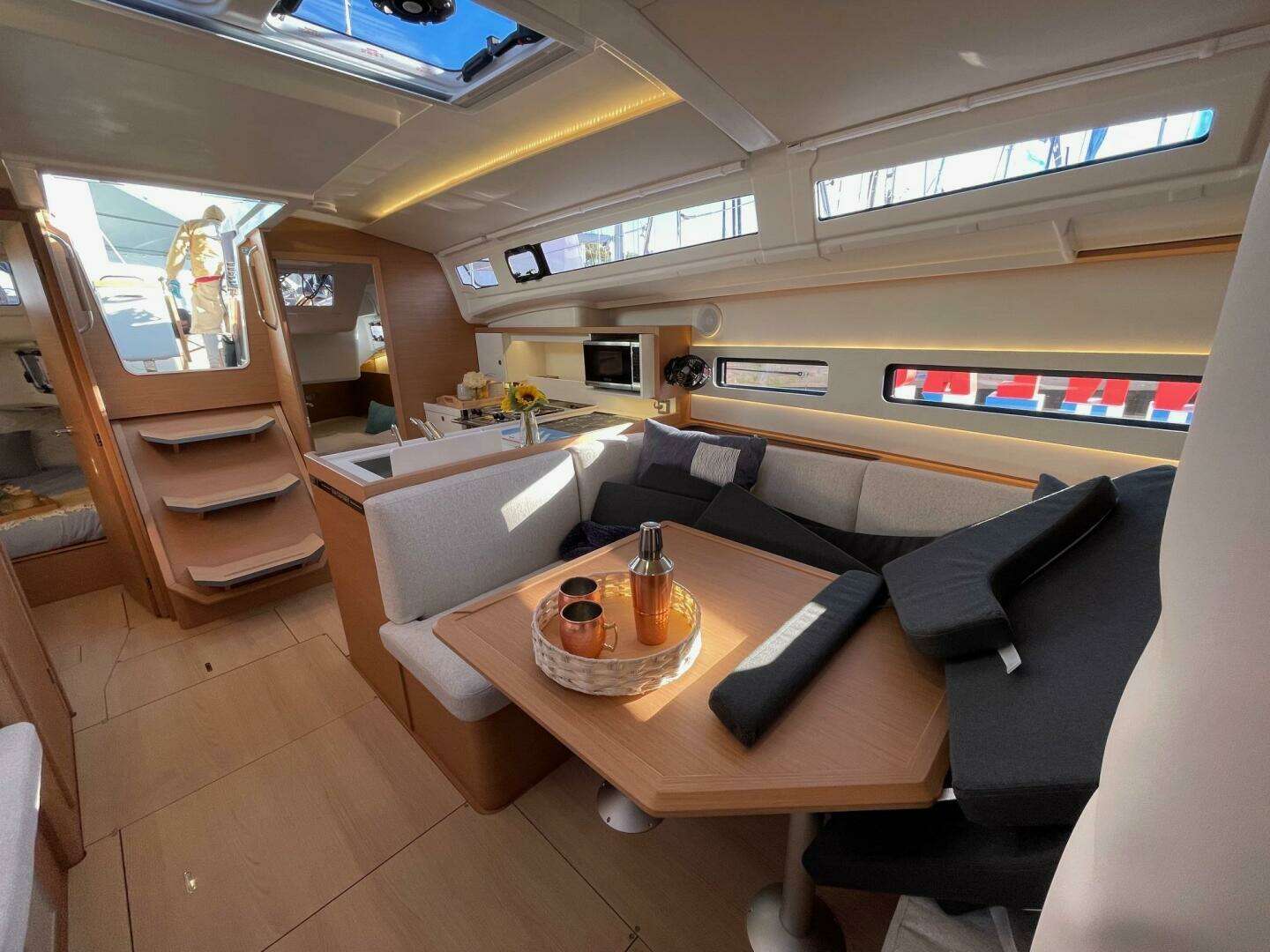 2027 Jeanneau Sun Odyssey 415 - Image 37