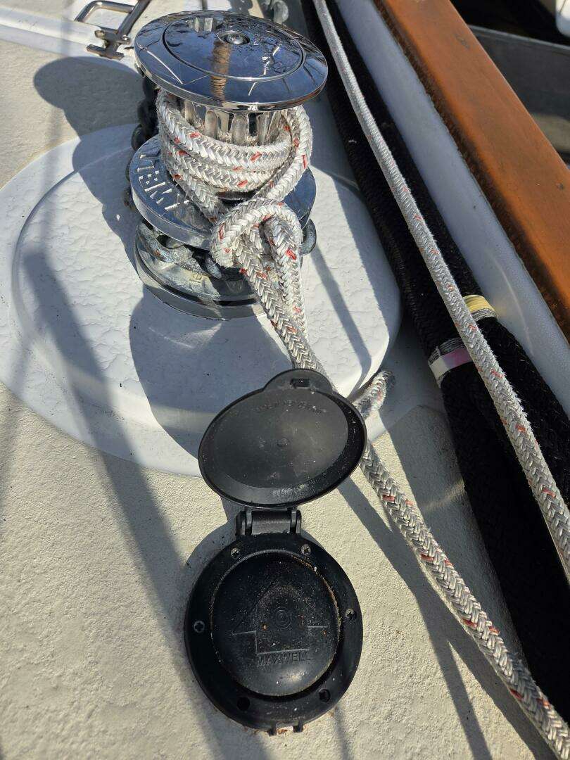 1985 Endeavour 51 - Image 49