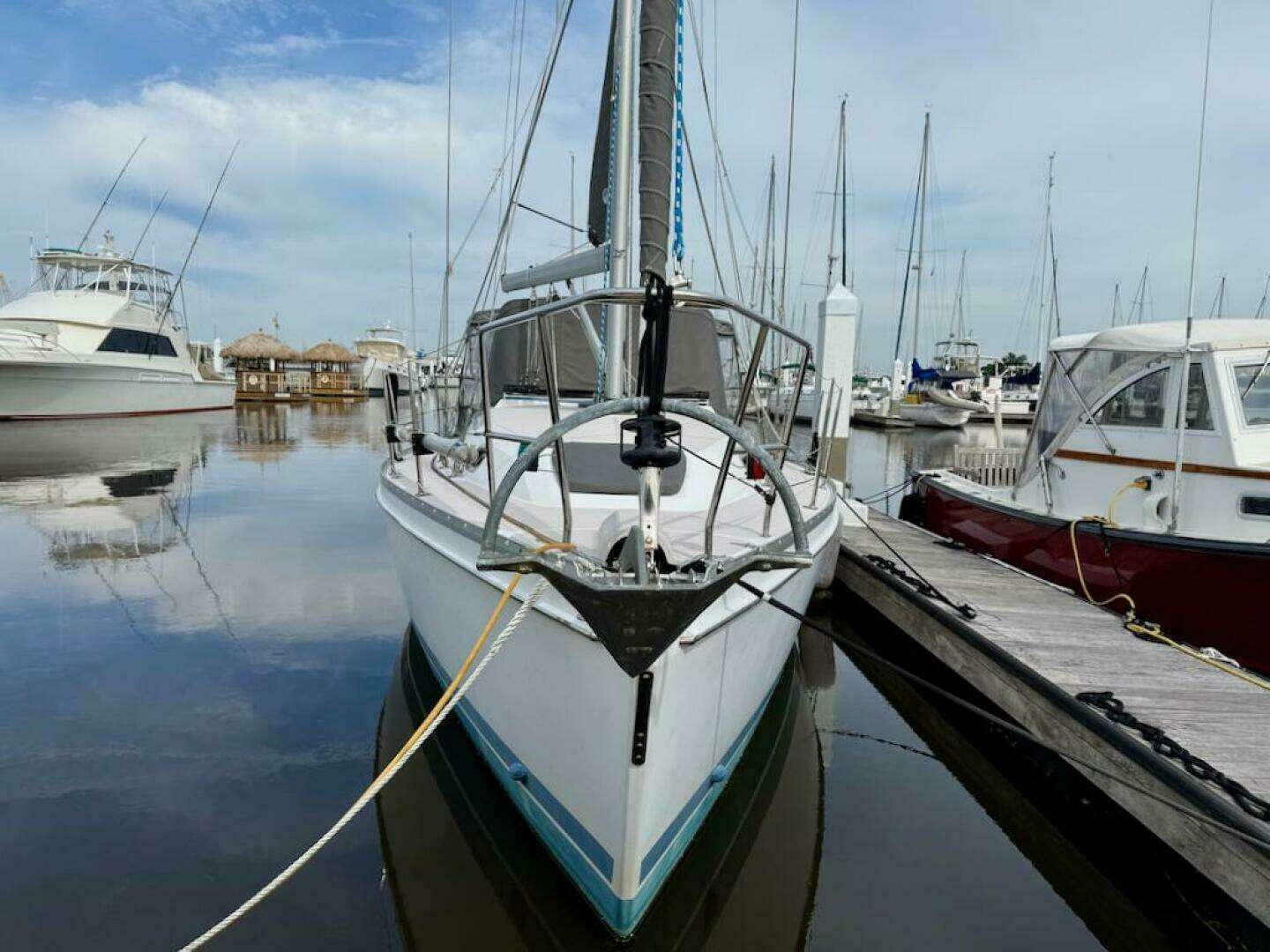2011 Catalina 355 - Image 3