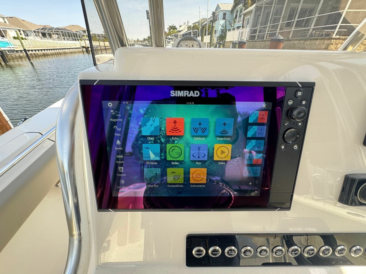 2022 Key West 244 Center Console - Image 24