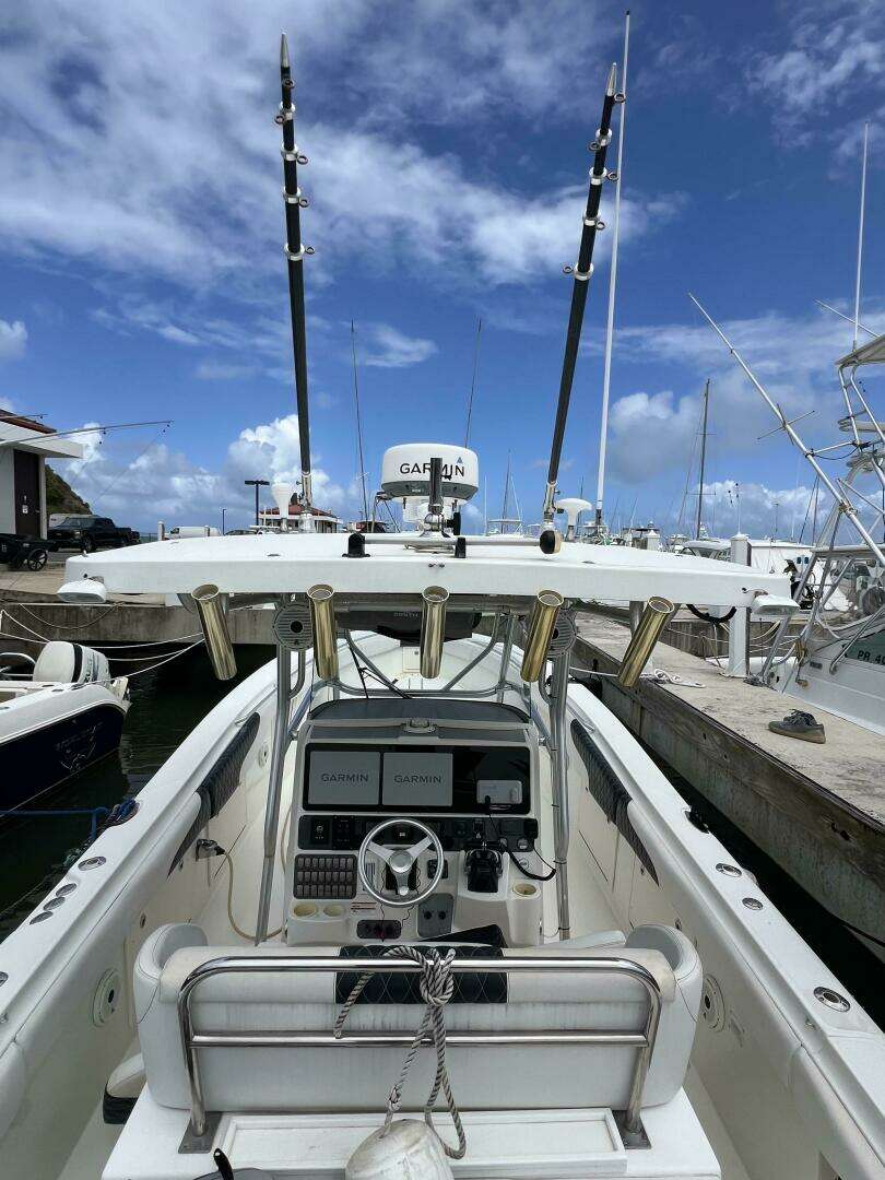 2003 Hydra-Sports Vector 3300 CC - Image 2
