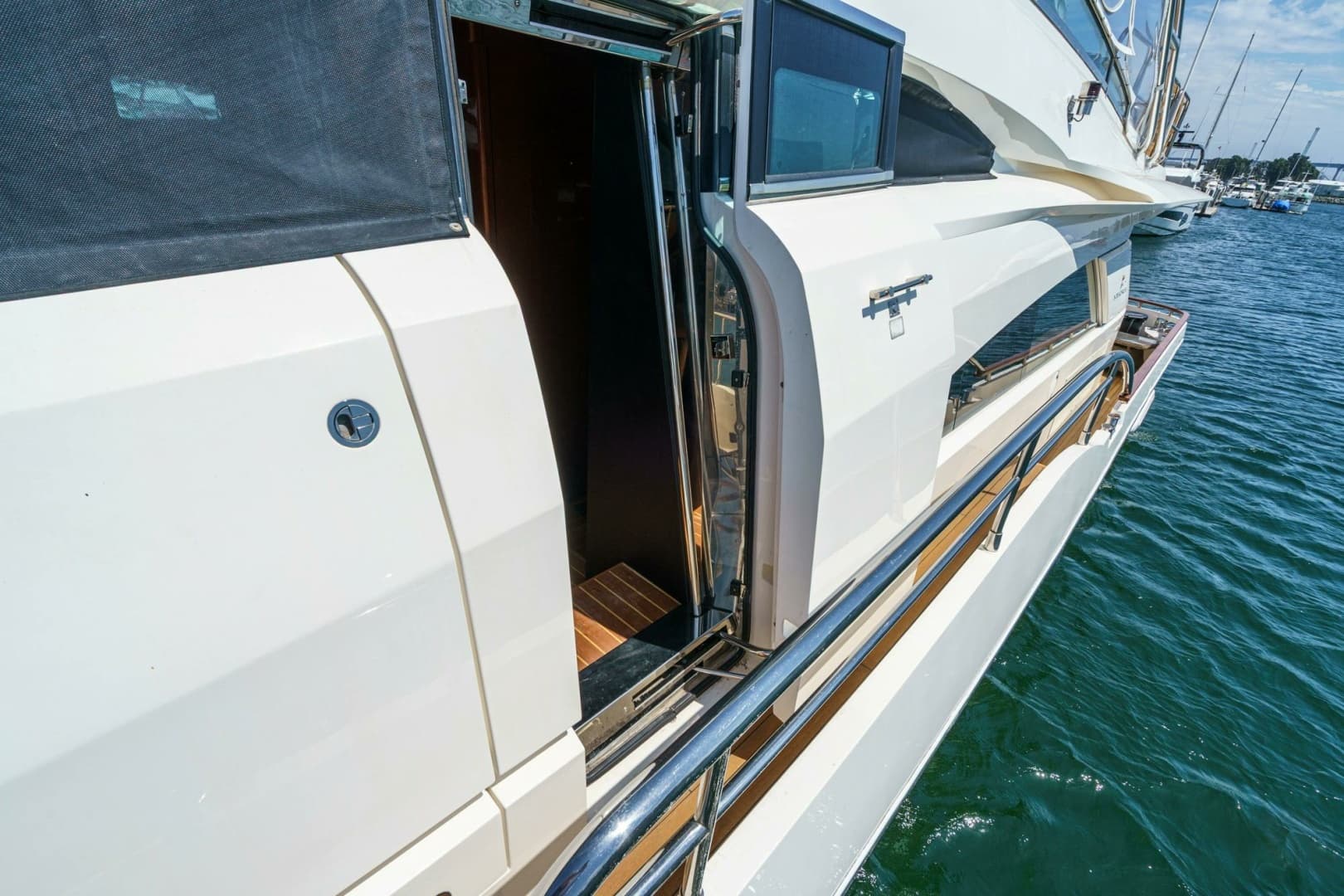 2005 Fairline Yachts — - Image 24