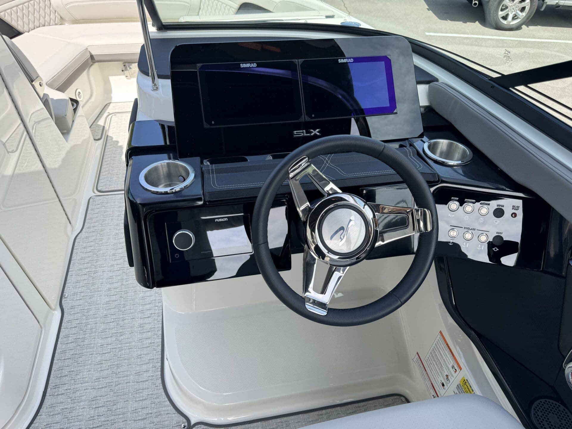 2026 Sea Ray SXO260 - 17