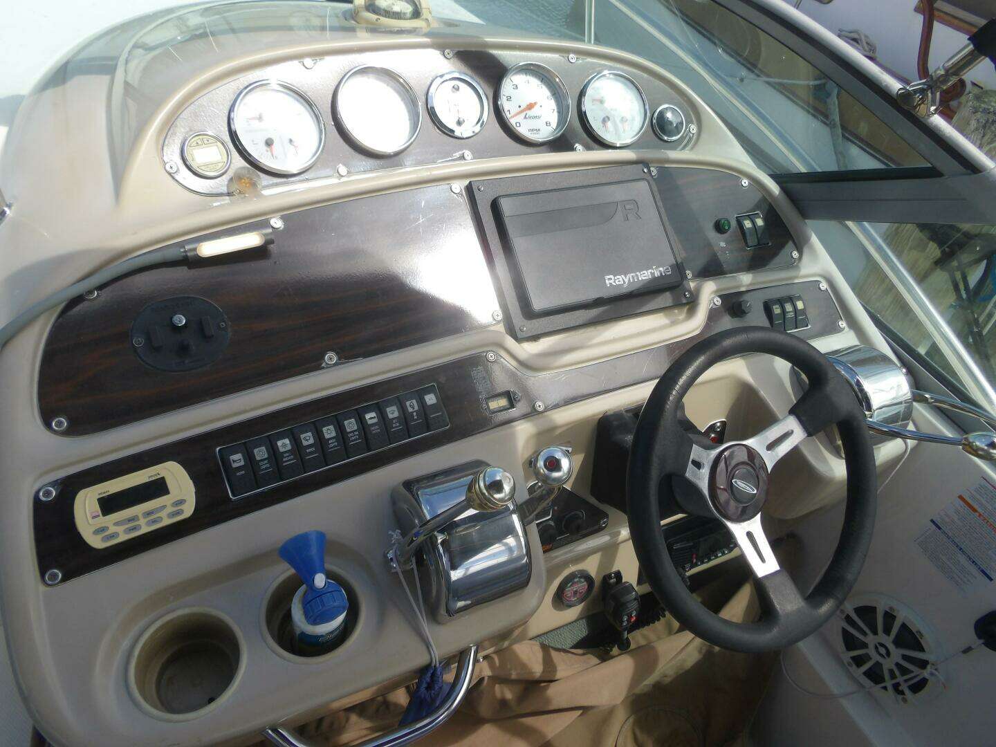 2004 Chaparral Signature 350 - Image 44