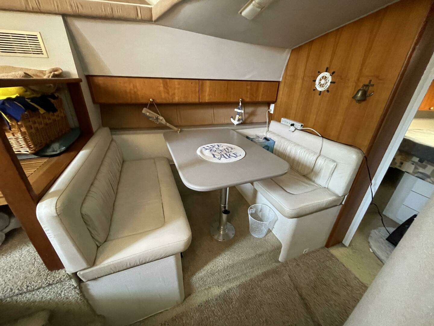 1994 Silverton 34 Motor Yacht - Image 30