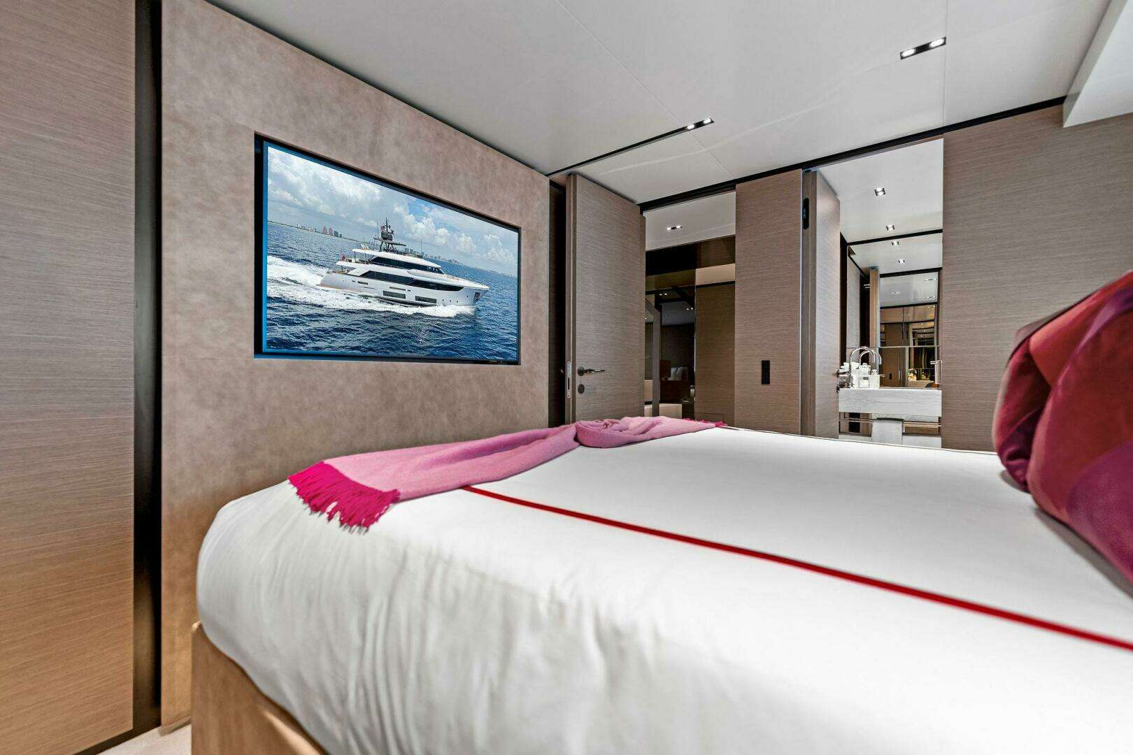 2024 Custom Line Navetta 33 - Image 81