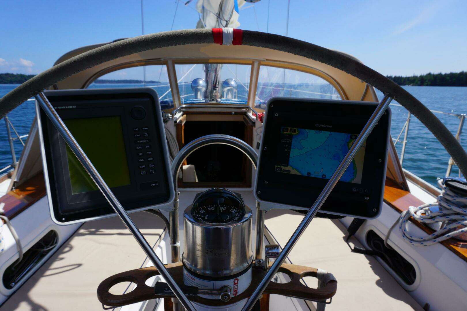 1998 Sabre 402 - Image 37