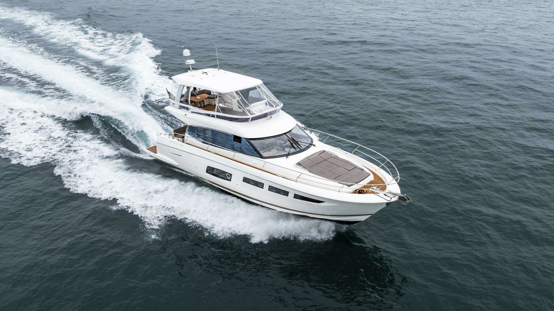 2018 Prestige 560 - Image 2