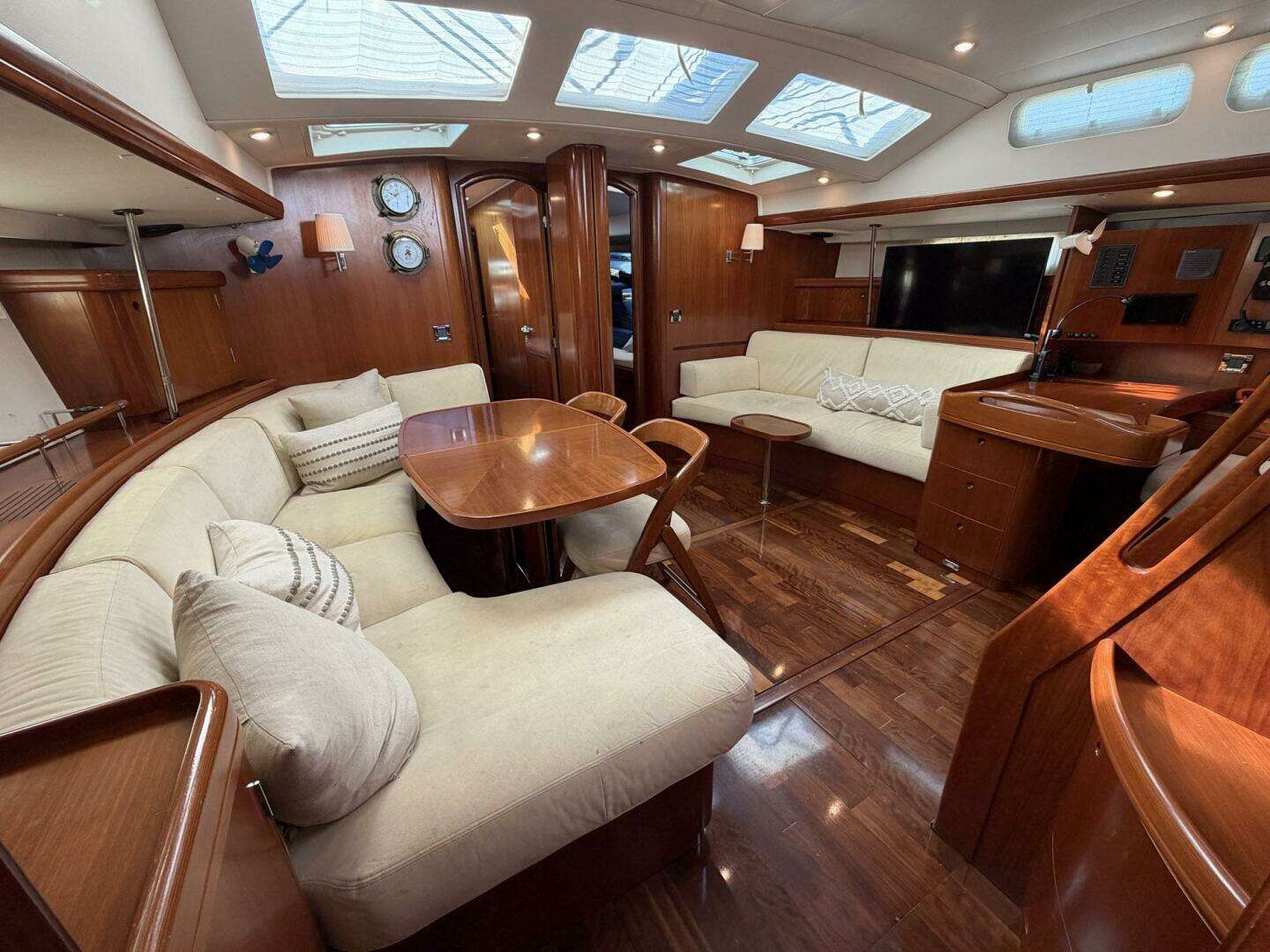 2004 Beneteau 57 Center Cockpit - Image 41