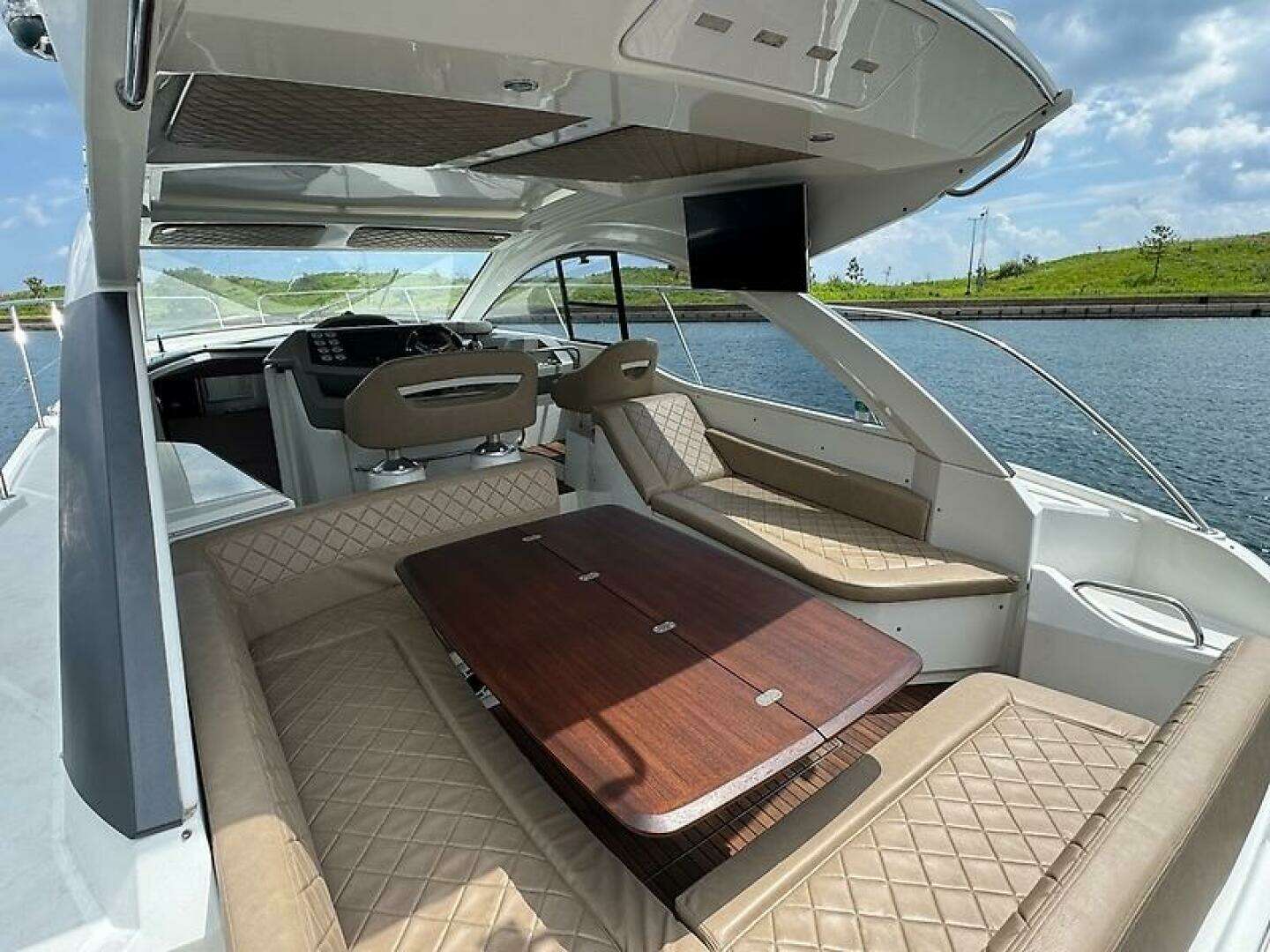 2013 Beneteau 38 Gran Turismo - Image 6
