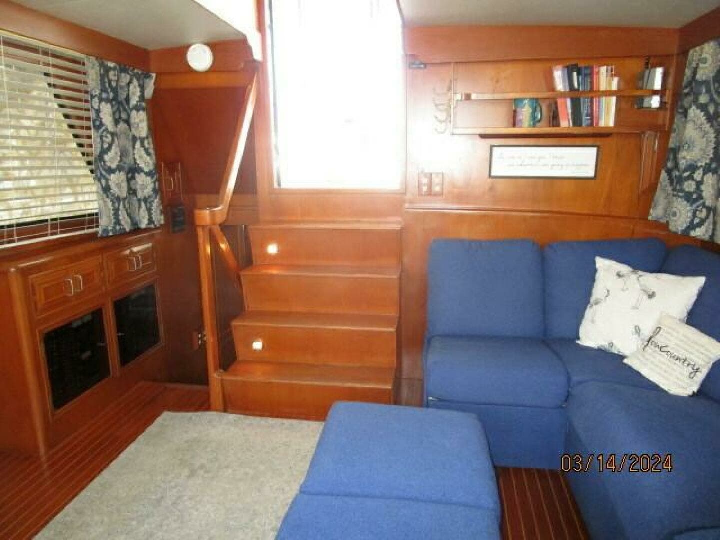 1988 Camargue Cockpit - Image 38
