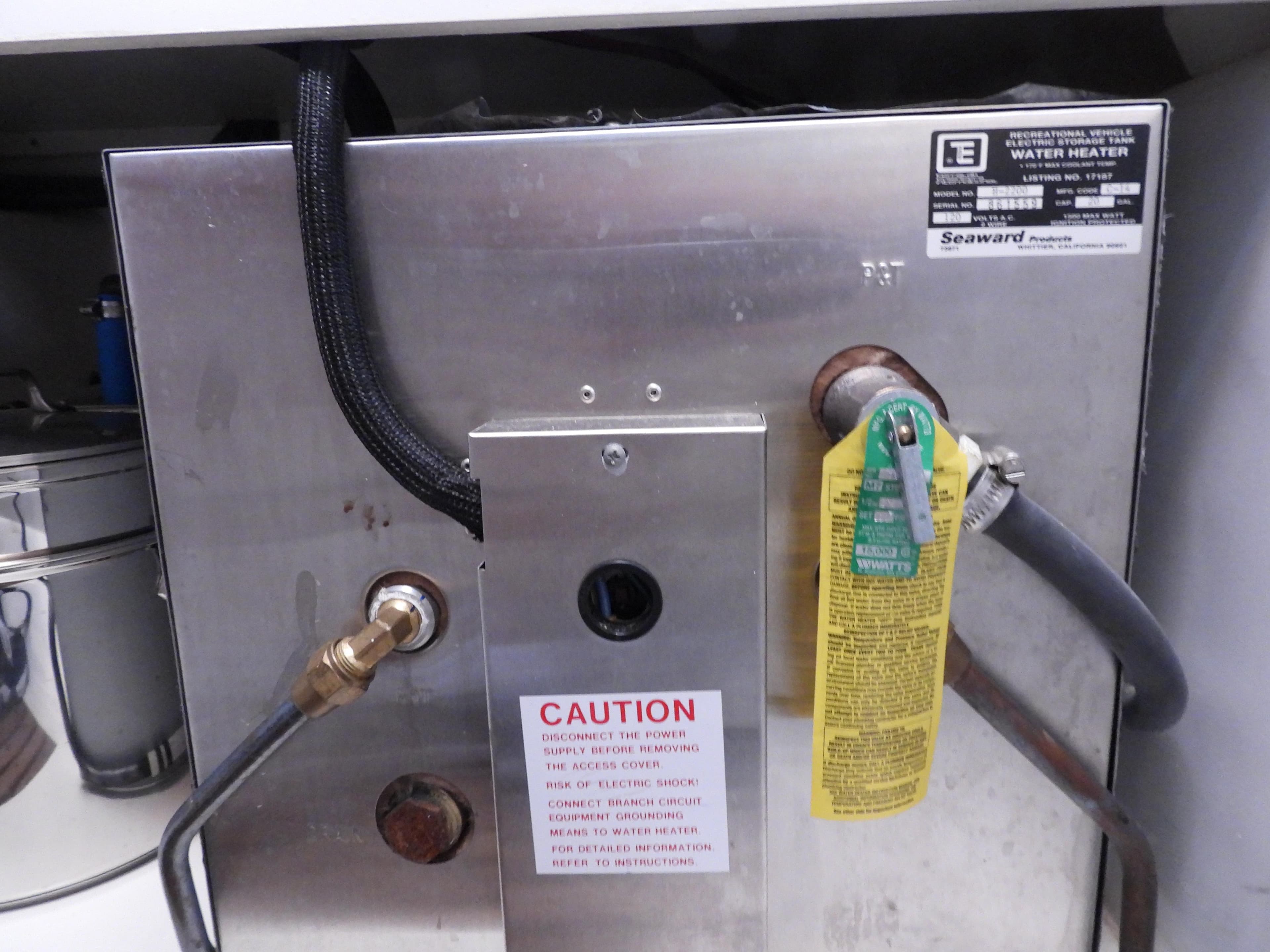 Water heater in Grand Banks 46 Eastbay SX, year 2015.