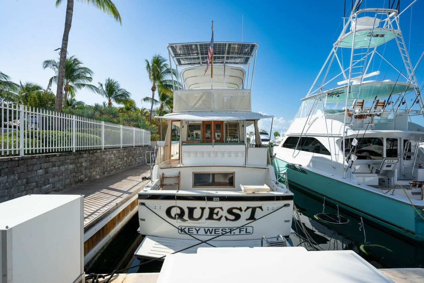 1979 Hatteras Yacht Fish - Image 5